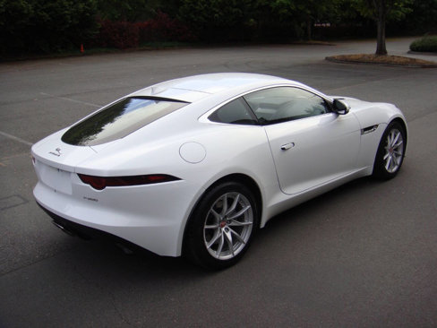Used 2020 Jaguar F-TYPE Coupe image 9
