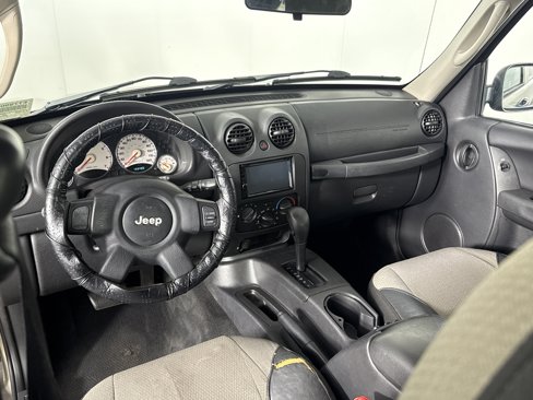 Used 2004 Jeep Liberty Sport w/ PWR Convenience Group image 18