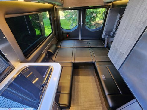 Used 2022 Mercedes-Benz Sprinter 2500 image 31