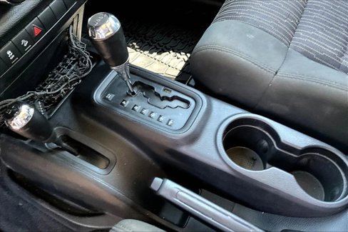 Used 2011 Jeep Wrangler Unlimited Sport image 13