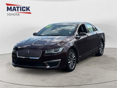 Used 2018 Lincoln MKZ Premiere image 3