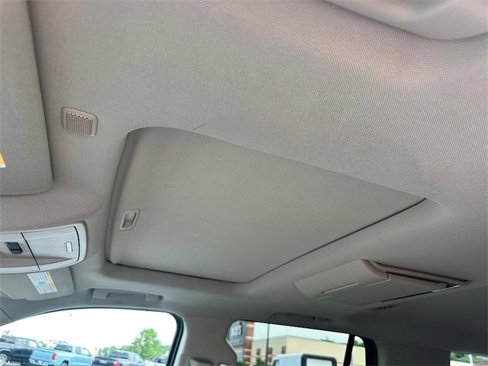 Used 2016 GMC Yukon Denali w/ Open Road Package image 13