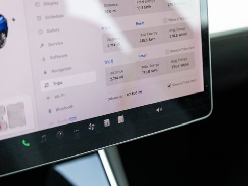 Used 2018 Tesla Model 3 Long Range image 18