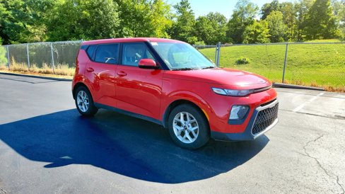 Used 2020 Kia Soul S image 2