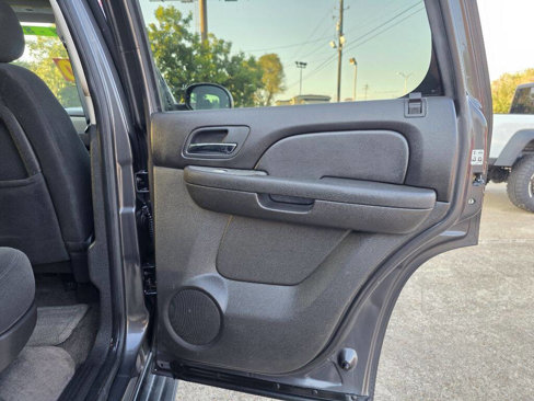 Used 2010 Chevrolet Tahoe LS image 40
