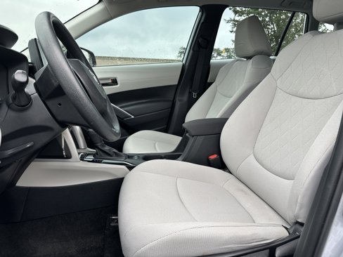 Used 2023 Toyota Corolla Cross L image 16