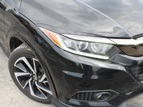 Used 2019 Honda HR-V Sport image 2