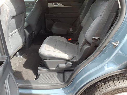 New 2025 Ford Explorer Active image 7