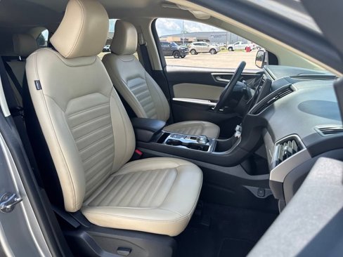 Used 2024 Ford Edge SEL image 14