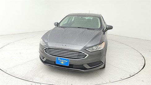 Used 2018 Ford Fusion S image 1