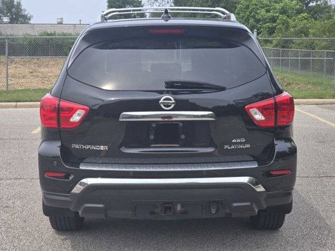 Used 2020 Nissan Pathfinder Platinum image 25
