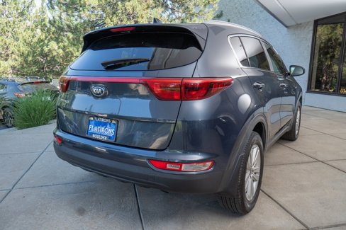 Used 2017 Kia Sportage LX w/ LX Popular Package image 2