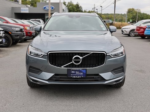 Used 2019 Volvo XC60 T5 Momentum w/ Multimedia Package image 2