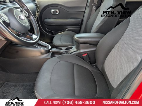 Used 2019 Kia Soul + image 11