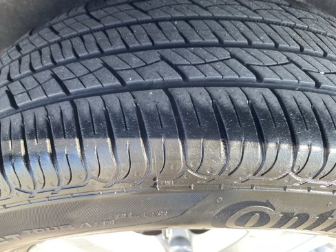 Used 2013 Volkswagen Tiguan S image 12