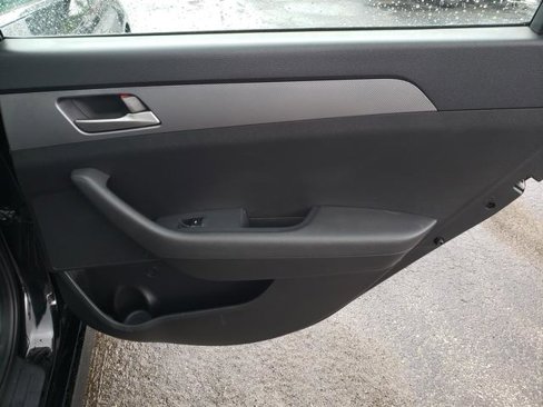 Used 2018 Hyundai Sonata SE image 14