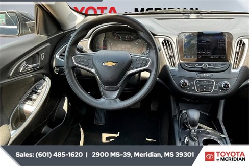 Used 2022 Chevrolet Malibu LT image 5