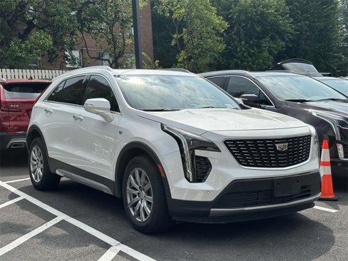 Certified 2021 Cadillac XT4 Premium Luxury w/ Technology Package image 3