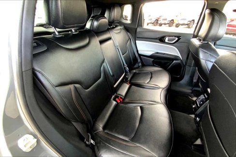 Certified 2024 Jeep Compass Limited image 19