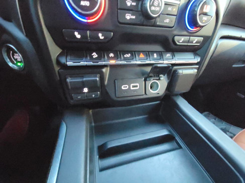 Used 2020 Chevrolet Silverado 1500 RST image 21
