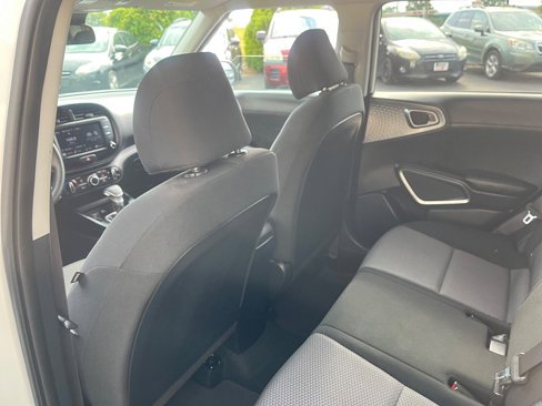 Used 2024 Kia Soul LX w/ Option Group 015 image 15