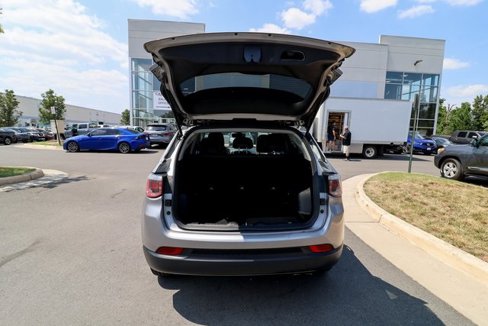 Used 2020 Jeep Compass Limited image 37
