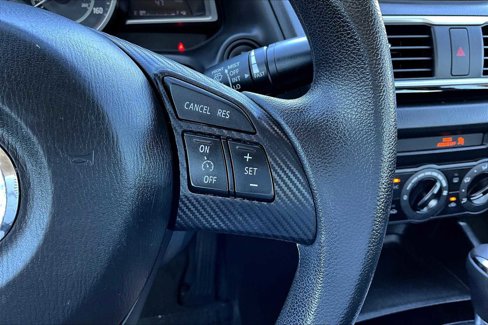 Used 2016 MAZDA MAZDA3 i Sport image 24