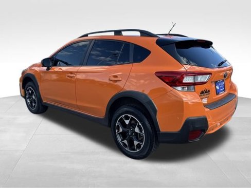 Used 2019 Subaru Crosstrek 2.0i w/ Eyesight System image 3