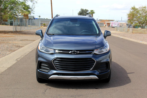 Used 2022 Chevrolet Trax LT w/ Driver Confidence Package image 2