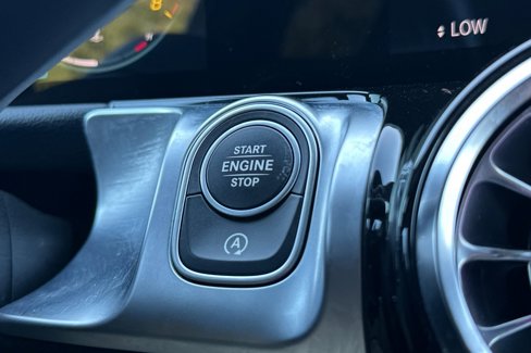 Certified 2021 Mercedes-Benz GLB 250 4MATIC image 22