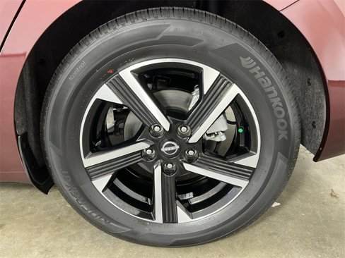 Certified 2024 Nissan Sentra SV image 17
