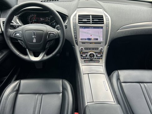 Used 2020 Lincoln MKZ w/ Convenience Package image 13
