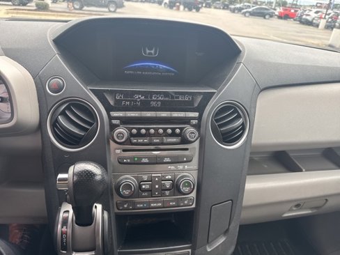 Used 2014 Honda Pilot Touring image 14