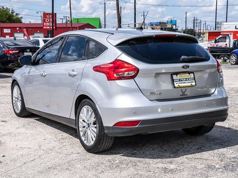 Used 2017 Ford Focus Titanium w/ Titanium Technology Package image 7