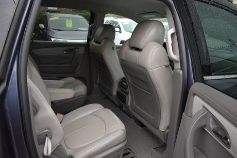 Used 2014 Chevrolet Traverse LT image 14
