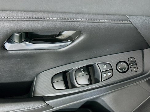Used 2023 Nissan Sentra SV image 15