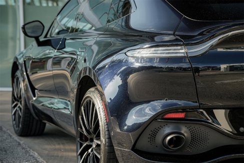 Used 2023 Aston Martin DBX image 12