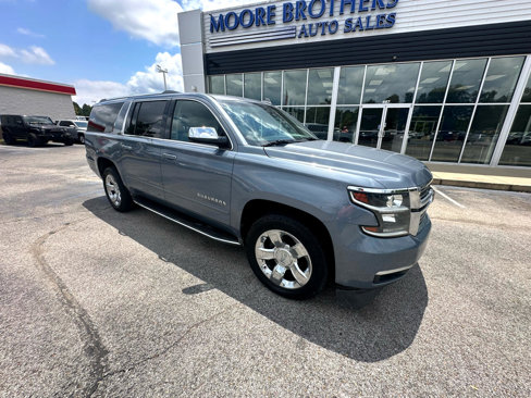 Used 2016 Chevrolet Suburban LTZ image 2