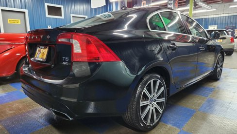 Used 2014 Volvo S60 T5 image 3