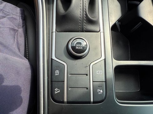 Used 2023 Kia Sorento S w/ Panoramic Sunroof Package image 31