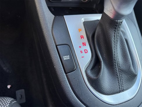 Certified 2022 Kia Forte LXS image 32