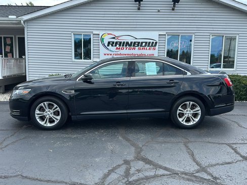 Used 2017 Ford Taurus SEL w/ Equipment Group 201A image 4