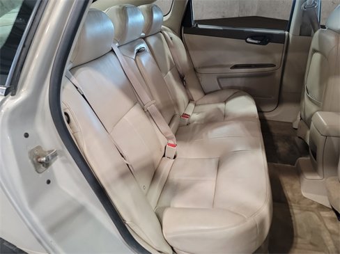 Used 2008 Chevrolet Impala LT w/ Luxury Edition Package image 20