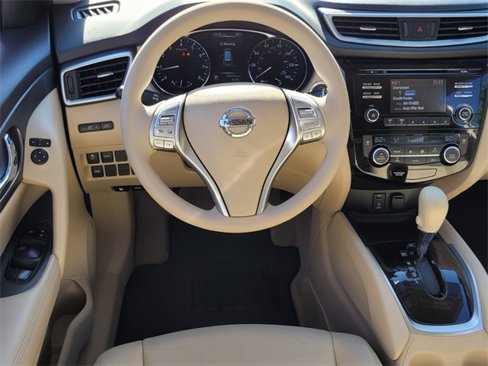 Used 2015 Nissan Rogue SV image 7