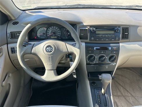 Used 2005 Toyota Corolla CE image 10