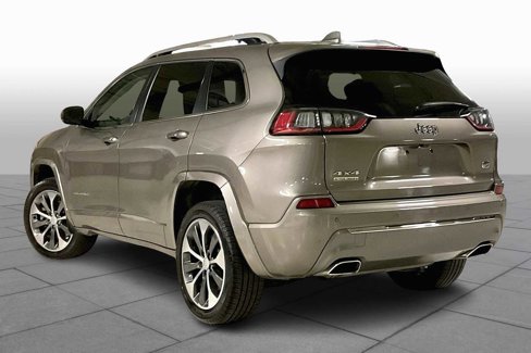 Used 2019 Jeep Cherokee Overland w/ Heavy Duty Protection Group image 11