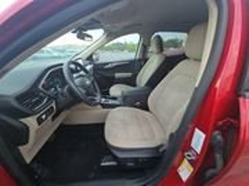 Used 2020 Ford Escape SE image 2