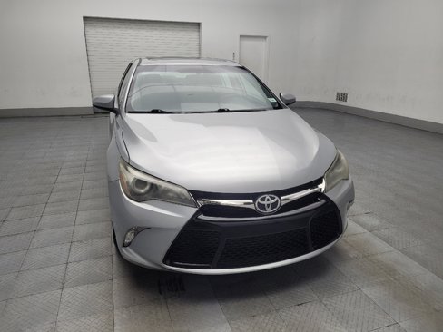 Used 2017 Toyota Camry SE image 14