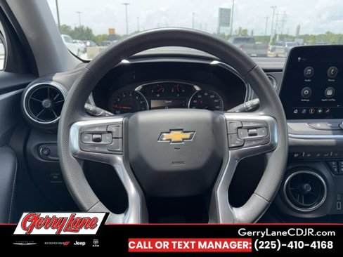 Used 2023 Chevrolet Blazer LT image 8