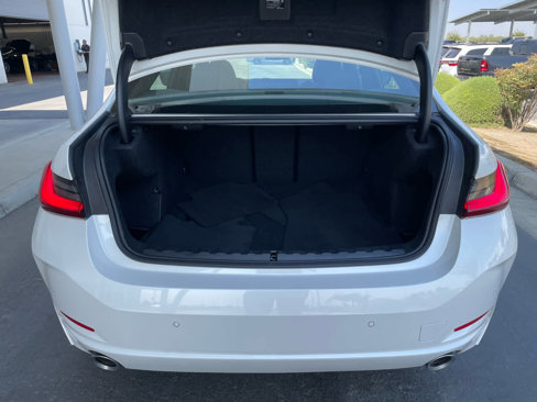 Used 2025 BMW 330i Sedan image 19